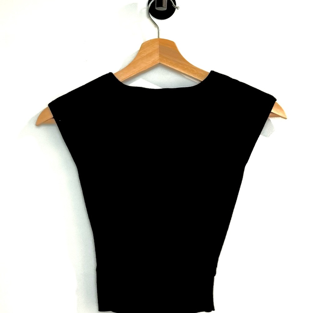 Aritzia Wilfred Yacine Cut-Out Knit Black Top XXS - Picture 8 of 11